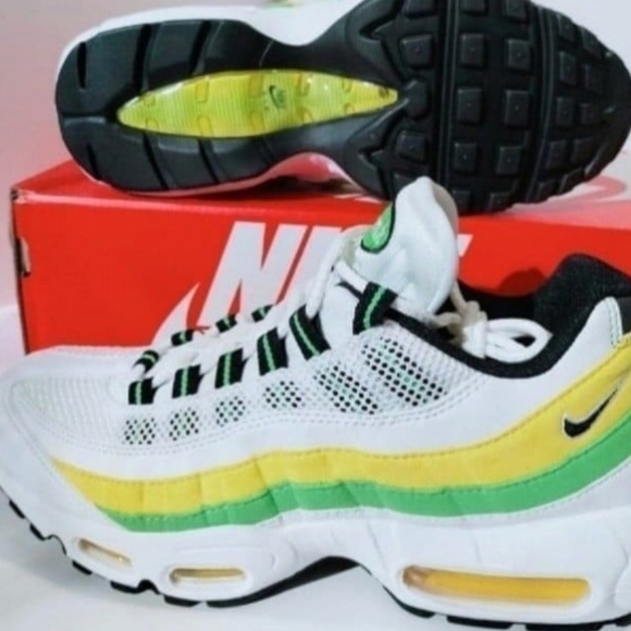 Nike Air Max 95 Essential Running Shoes Size (Women 8.5 / Men 7 2yNew with box. - Picture 6 of 8